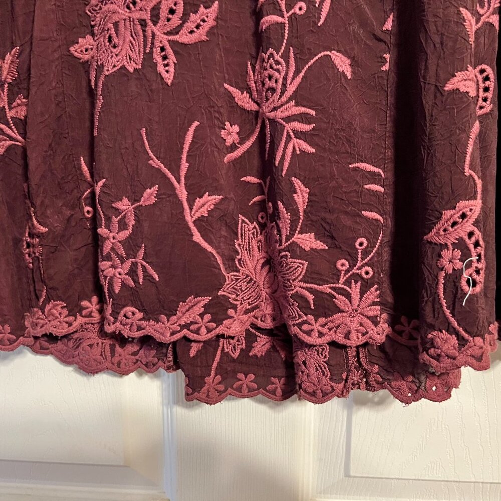 Johnny Was Burgundy Eyelet Tunic Size Small - Great Condition! - Picture 7 of 8
